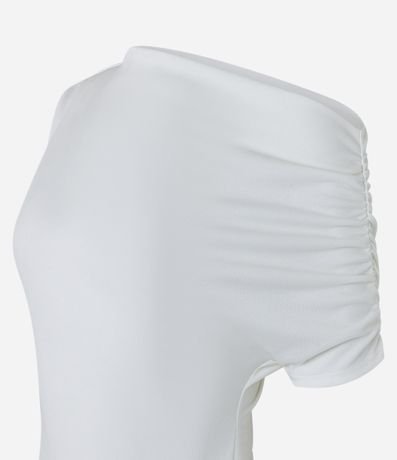 Blusa en Crepé con Escote Asimétrico y Manga Única 7