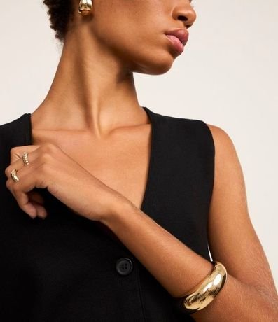 Chaleco Reto Alargado en Tricot con Botones 3