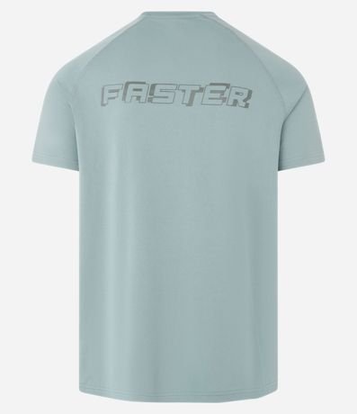 Remera Deportiva en Tecnologia Dry con Textura y Estampa Lettering Reflectivo 7