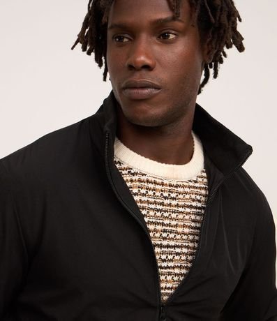 Campera Bomber con Cuello Alto 4