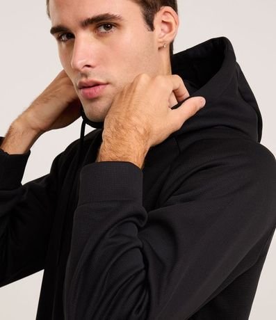 Saco en Fleece con Estampa en el Pecho y Capucha 4