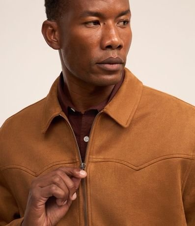 Campera con Detalles en Recorte y Bajo con Elástico 4