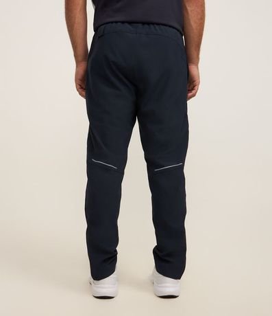 Pantalón Deportivo con Cintura Elástica con Detalle de Recortes y Rayas 3