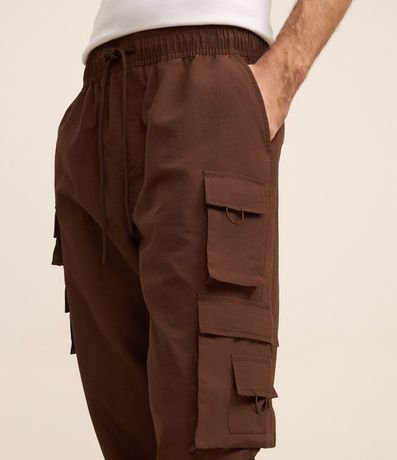 Pantalón Jogger en Poliamida con 04 Bolsillos Laterales 4