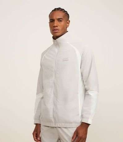 Campera Deportiva en Poliamida con Detalles