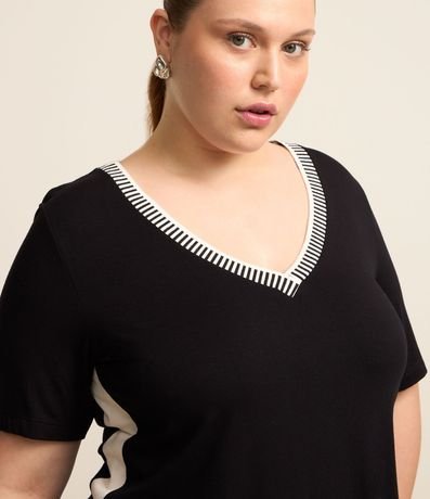 Vestido en Viscosa con Cuello V de Punto Curve & Plus Size 3