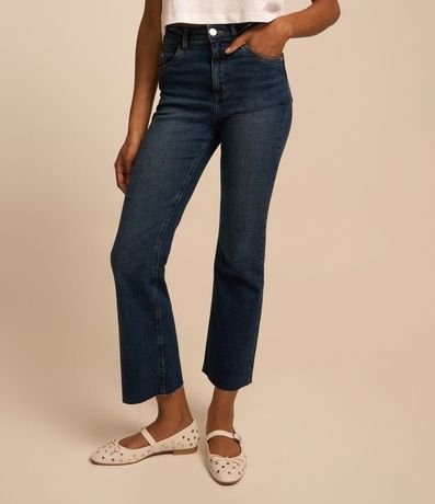 Pantalón Flare Jeans y Bajo con Corte a Hilo 3