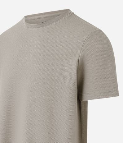 Remera Regular con Textura Colmena 7
