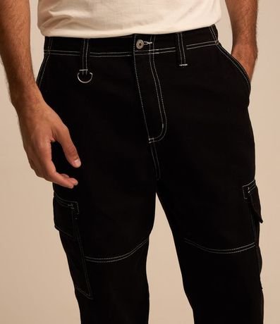 Pantalón Baggy en Sarga con Pespuntes Contrastantes 4