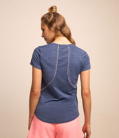 Remera Deportiva Alargada en Poliamida con Biés Contrastante 3