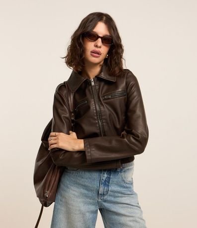 Campera en Material Sintético y con Bolsillos de Cremallera