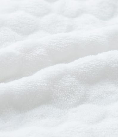 Conjunto Infantil con Capucha y Textura de Lunares - Talle 0 a 18 meses 8