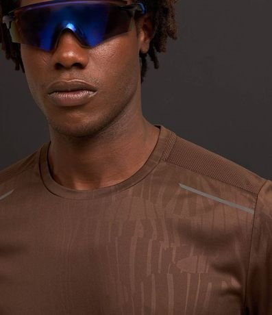 Remera Deportiva Tecnologia Dry con Estampa Heat Print 3