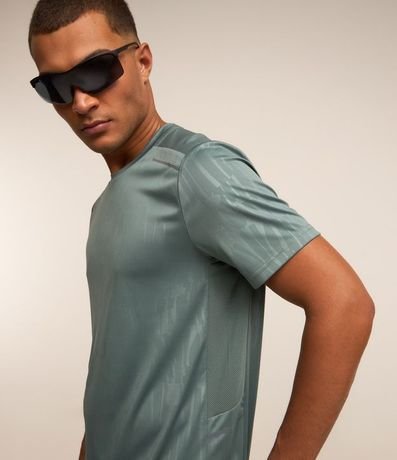 Remera Deportiva Tecnologia Dry con Estampa Heat Print 3