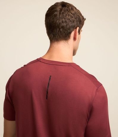 Remera Deportiva con Etiqueta na Barra y Manga corta 3