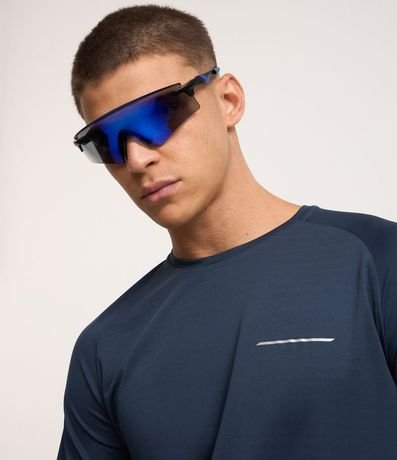 Remera Deportiva en Tecnologia Dry con Estampa Lettering 5