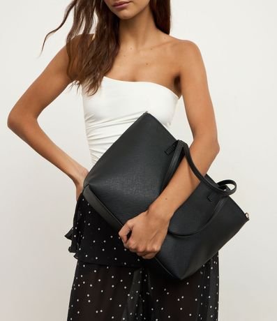 Cartera Shopper Grande en PU Textura Safiano con Bretel Largo 8