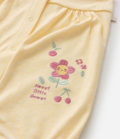 Enterito Infantil con Volado y Bordado Flor - Talle 0 a 18  meses 8