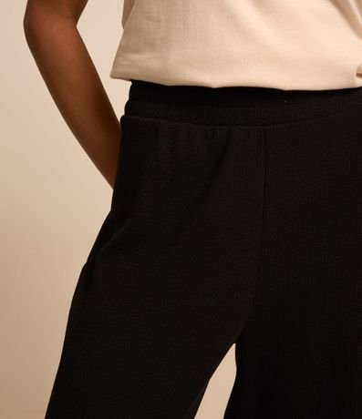 Pantalón Recto en Rib Texturizada 4