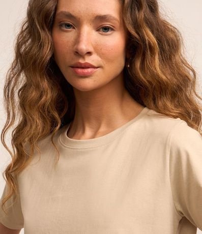 Blusa Alargada Básica en Algodón con Cuello Redondo y Manga Corta 4