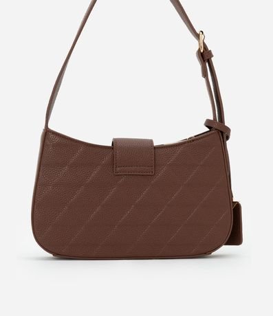 Bolsillo Baguette Pequena con Textura en Relieve y Detalle de Colgante 4