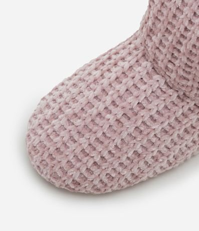 Pantufla Bota Texturizada con Pelitos Internos 4