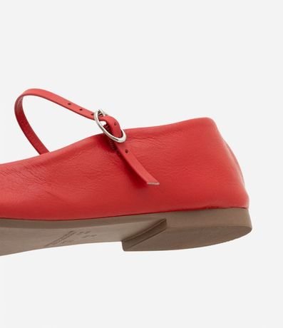 Zapatilla de Cuero con Puntera Cuadrada y Detalle en Hebilla 4