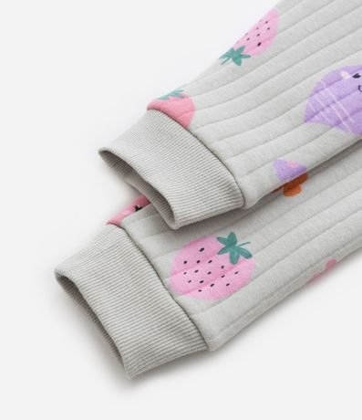 Conjunto Infantil en Capitoneada con Estampa Legumes - Talle 1 a 5 años 4