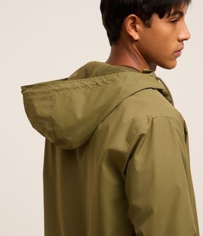 Campera Rompevientos con Capucha y Bolsillo con Cierre 4