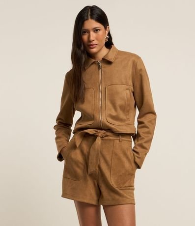Campera Boxy en Gamuza con Bolsos Aplicados