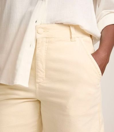 Bermuda Cintura Alta en Sarja con Bolsillos 4