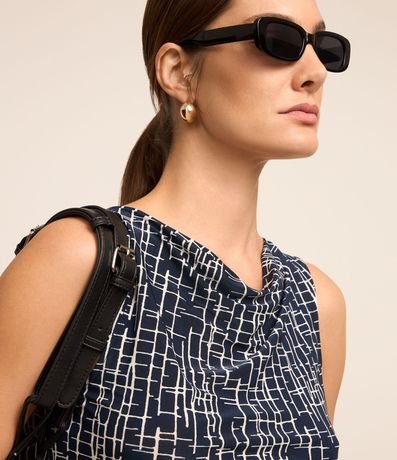 Blusa en Microfibra con Escote Degagê y Estampado Geométrico 3