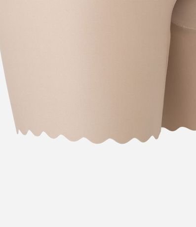 Bermuda Modeladora en Microfibra con Borde Nube 6