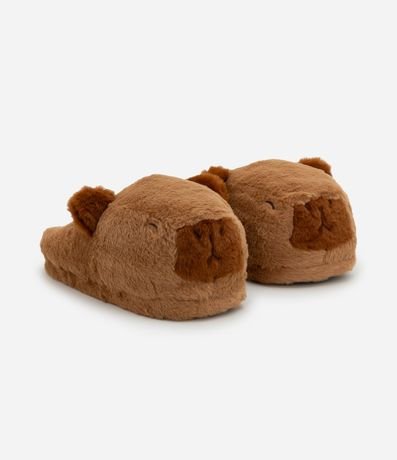 Pantufla Cerrada Quentinha en Formato de Capivara 1