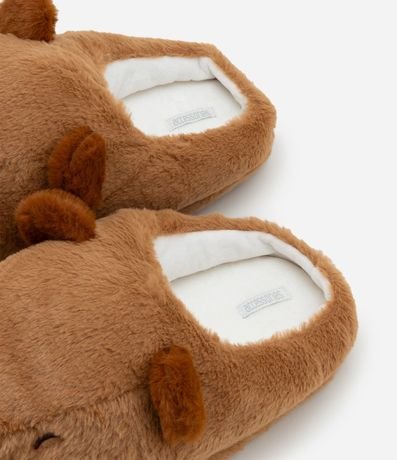 Pantufla Cerrada Quentinha en Formato de Capivara 2