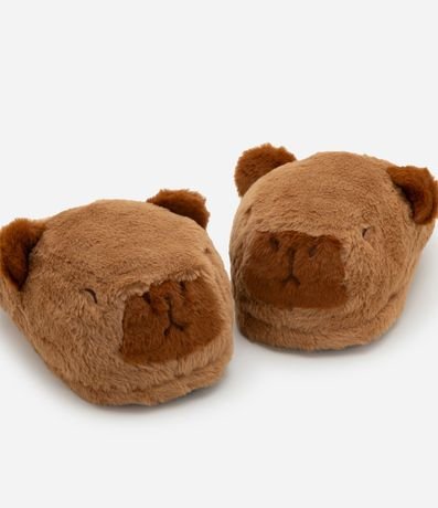 Pantufla Cerrada Quentinha en Formato de Capivara 3