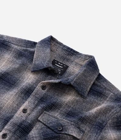 Camisa Comfort en Flanesa con Bolsillo y Estampa de Cuadros 7