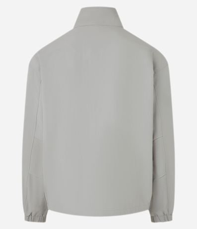 Campera en Poliamida con Cuello Alto y Bolsillo Utilitário 2