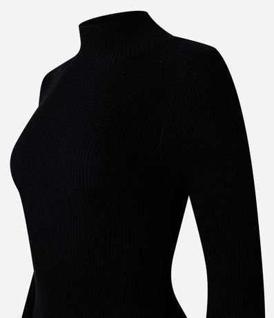 Vestido Evasê corto en Punto Canelado con Cuello Alto 6