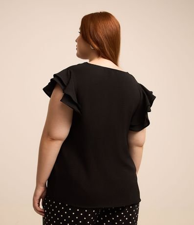 Blusa en Crepé con Volado en el Hombro Curve & Plus Size 6