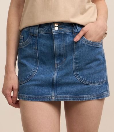 Pollera Corta en Jeans con Botones Doble en la Cintura y Bolsillo Carpintero 3