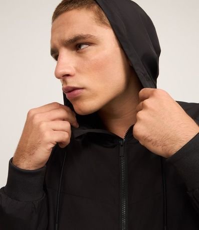 Campera Deportiva Básica con Capucha 6