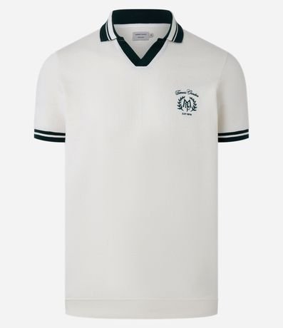 Remera Polo Comfort con Detalles Contrastantes y Estampa de Escudo 4