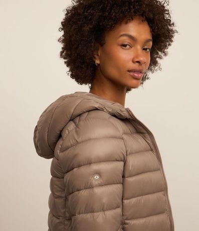 Campera en Tejido Tecnológico con Efecto Puffer 2