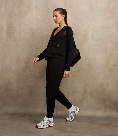 Pantalón Jogger Deportiva en Microfibra Pesada con Bolsillos 5