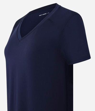 Remera Deportiva en Microfibra Escote V 6