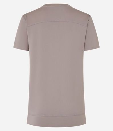 Remera Deportiva en Microfibra Escote V 8