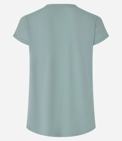 Remera en Microfibra con Escote Redondo 6