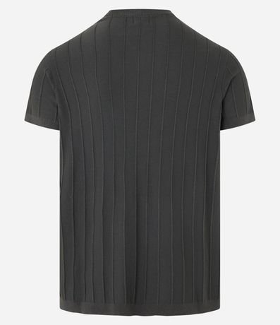 Remera Slim en Viscosa con Textura de Rayas y Manga Corta 7
