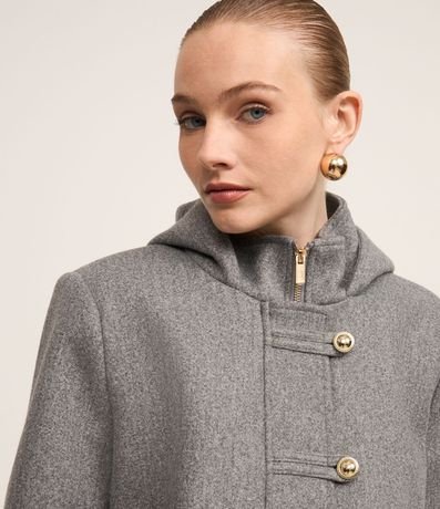 Saco en Polivelour con Capucha y Abotonado Traspasado 6